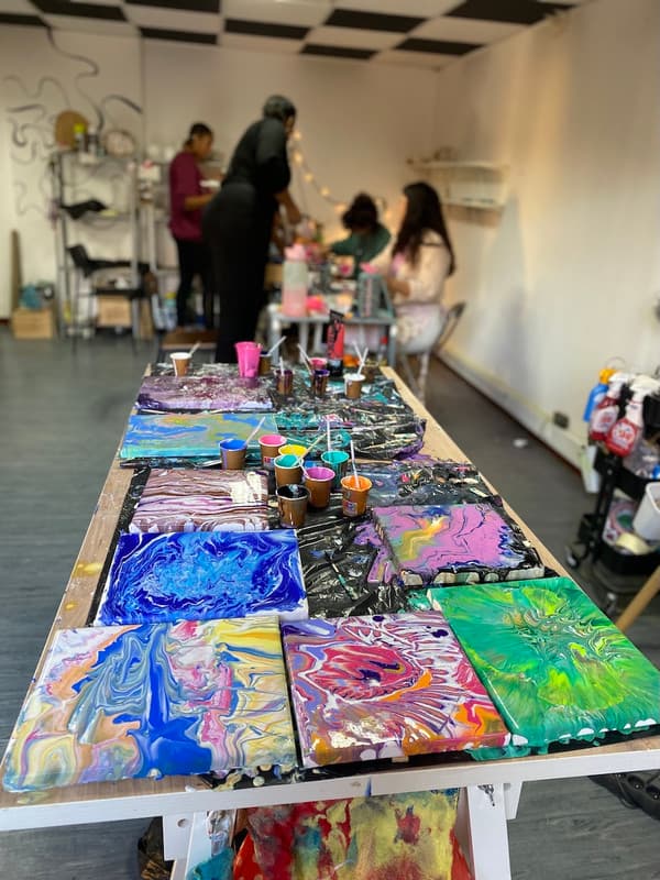 COLOR FLOW: Acrylic Pouring workshop?