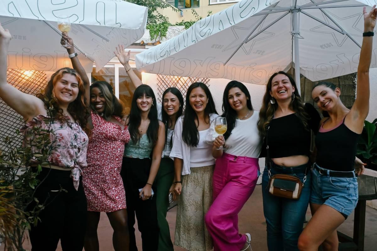 Monthly Girls Dinner + 1 drink