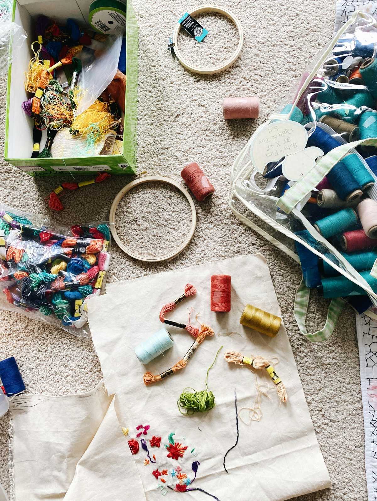 The Embroidery Club NL cover