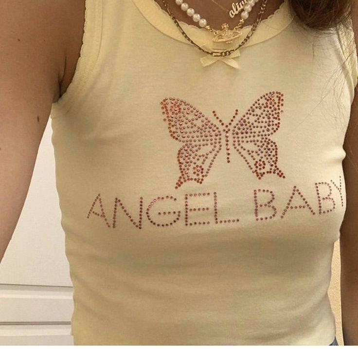 Bedazzle clothes
