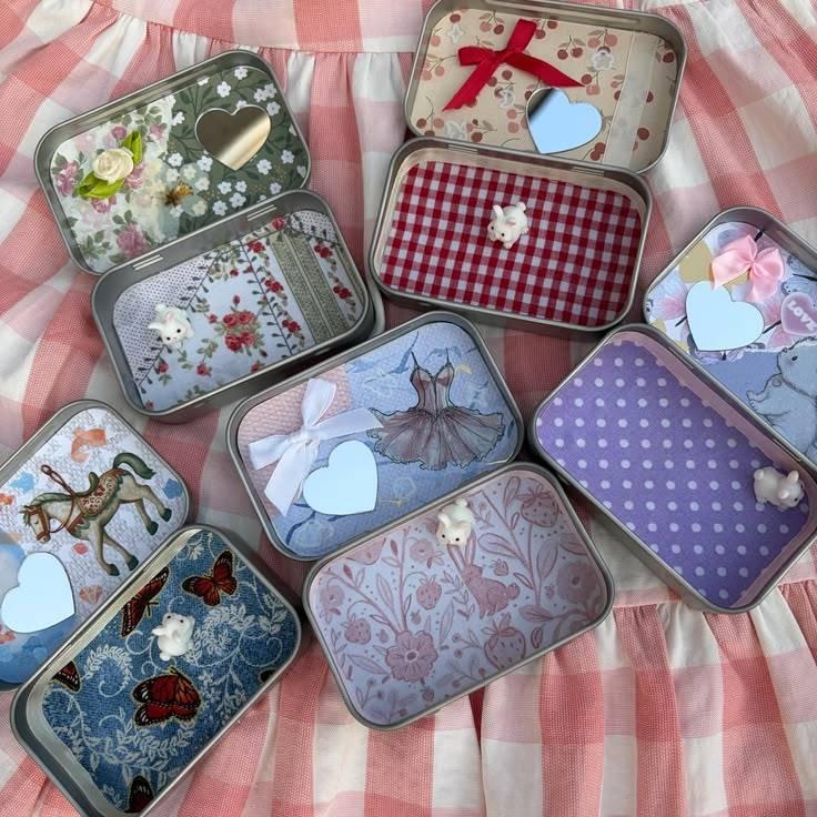 decorate tin wallets!!